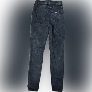 GUESS 1981 Skinny Jeans